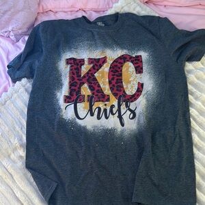 Gildan Gray Short Sleeve Tee with Vintage KC Chiefs Design